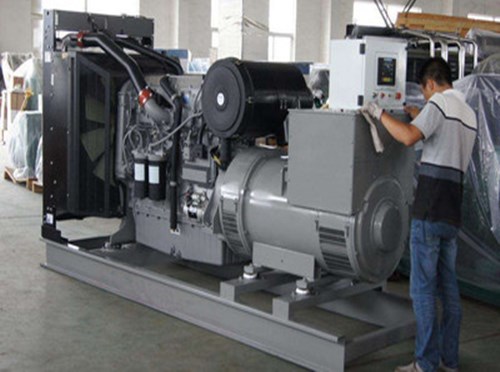 盐亭柴油发电机空气滤清器堵塞会对发电机组产生哪些影响？