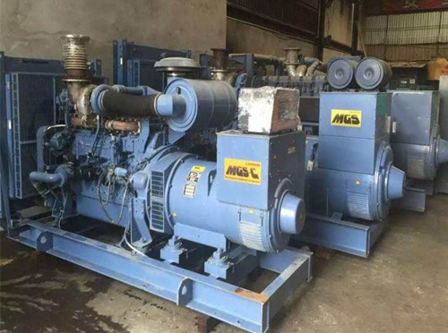 盐亭发电机组带负载降电压是什么原因照成的？