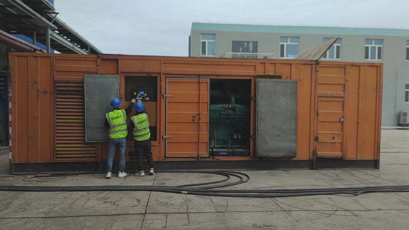 盐亭如何检查柴油发电机组的机油油位？